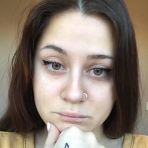 Meet your Posher, Charis